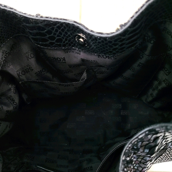 Micheal Kors crocodile print bag - Picture 2 of 3